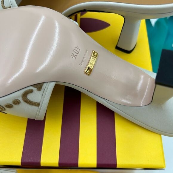 Women’s Gucci X Adidas, slide sandals, size 40.5 made in Italy - Picture 5 of 9